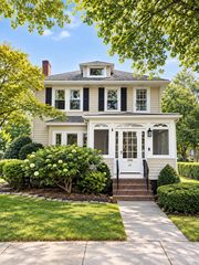20 Adella Ave, Newton, MA 02465