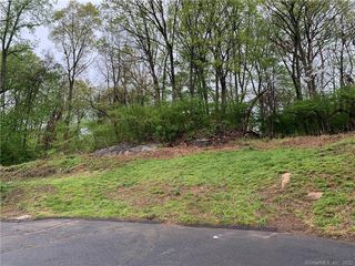 49 Brush Street, Bridgeport, CT 06606