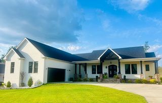 3732 Elysian Fields Dr, Saraland, AL 36571