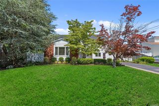 7 Ketridge Street, West Babylon, NY 11704