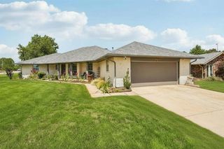 11801 Bevenshire Rd, Oklahoma City, OK 73162