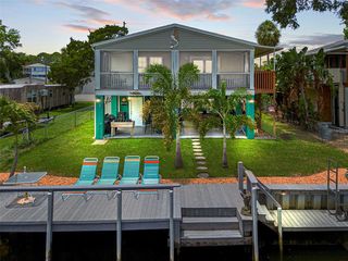 7164 Westwind St, Weeki Wachee, FL 34607