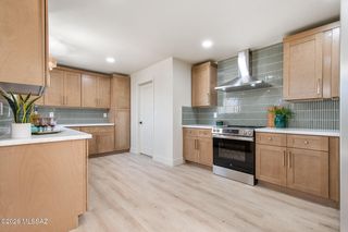 5635 N  Camino De Las Estrellas, Tucson, AZ 85718
