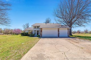 10904 N  110th East Ave, Owasso, OK 74055