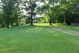 509 31st E Highway Fld, Bethpage, TN 37022