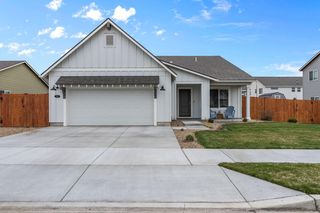 353 NW Double Eagle Ave, Madras, OR 97741
