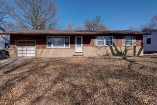 1503 W  Broadmoor St, Springfield, MO 65807