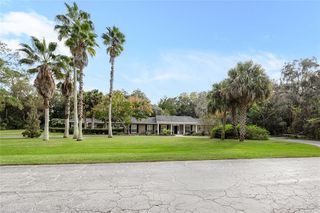 7911 SW 36th Ave, Gainesville, FL 32608