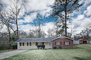 3637 Sykes Park Dr, Jackson, MS 39212