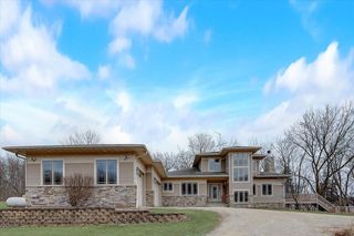 W8889 Stoney Brook Rd, Waterloo, WI 53594