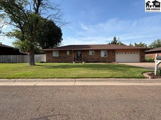 315 E  Forest Ave, South Hutchinson, KS 67505