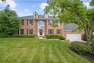 22 Cedar Dr, Hurricane, WV 25526