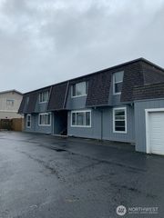225 N 21st Street, Mount Vernon, WA 98273