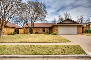 5709 35th St, Lubbock, TX 79407