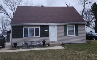 930 Birchwood Ave, South Bend, IN 46619