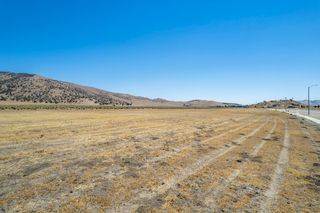 Challenger Dr, Tehachapi, CA 93561