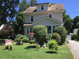 150 Meadow Dr, Rochester, NY 14618