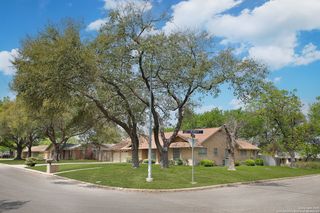 645 Richfield, Windcrest, TX 78239