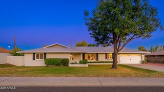 6135 N 17th Street, Phoenix, AZ 85016