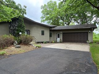 11575 Bayview Rd, Little Falls, MN 56345