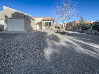680 Stallion Rd SE, Rio Rancho, NM 87124