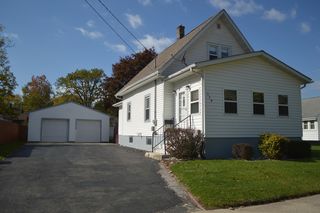 334 Forest Park Blvd, South Beloit, IL 61080