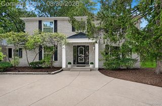 4855 Thorntree Dr, West Bloomfield, MI 48322
