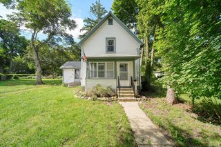 718 N  Blackstone St, Jackson, MI 49202