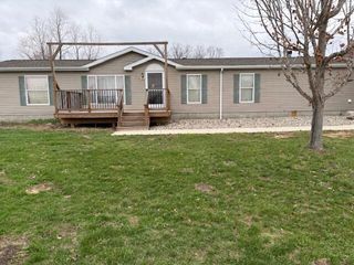 35532 M 40, Paw Paw, MI 49079