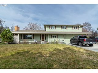 75125 Columbia Ln, Irrigon, OR 97844