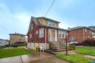 476 Park Ave, Fairview, NJ 07022