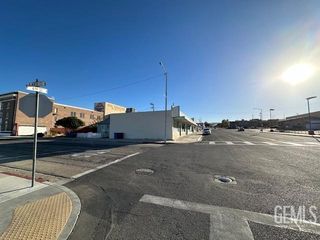 210 6th St, Taft, CA 93268