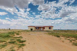 59 Reata Rd, Moriarty, NM 87035