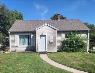 2607 Parallel Ave, Saint Joseph, MO 64506
