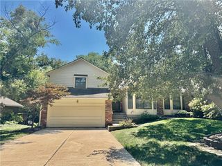 619 E  120th St, Kansas City, MO 64145