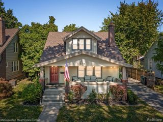 694 W  Hazelhurst St, Ferndale, MI 48220