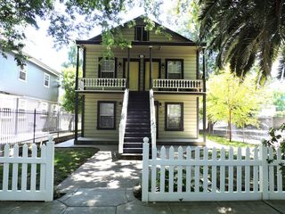 316 T St #A, Sacramento, CA 95811