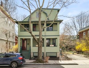 40 Eustis St, Cambridge, MA 02140