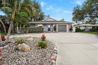 2129 Linwood Dr, Sarasota, FL 34232