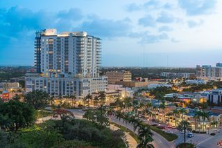1818 Hollywood Blvd #714, Hollywood, FL 33020