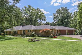 39 Highland Manor Ct N, Indianapolis, IN 46228