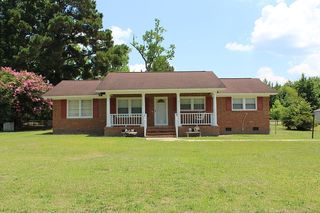 910 Vivian Rd, Pamplico, SC 29583