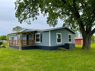 6085 Adams Flat Rd #B, Brookshire, TX 77423