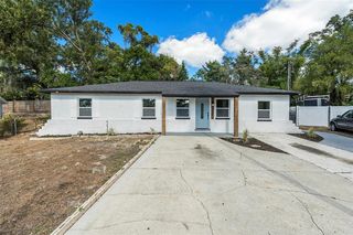 7106 Lynwood Dr, Tampa, FL 33637