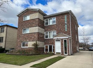 568 Ida Ct #2, Mount Prospect, IL 60056