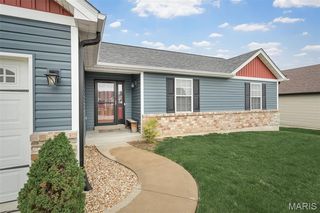 81 Brookshire Creek Dr, Wentzville, MO 63385