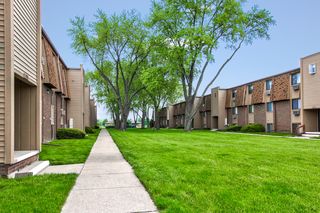1302 Brookview Dr #c81ae74b4, Toledo, OH 43615