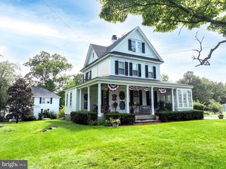 201/199 Cedar St, Tuckerton, NJ 08087