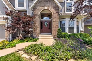 13139 Kessler St, Overland Park, KS 66213