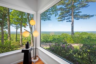 29 Montevideo Road, Avon, CT 06001